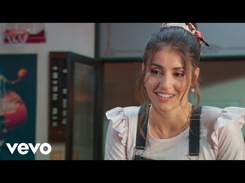 Julio Peña, Isabela Souza - Primer amor (From "BIA")