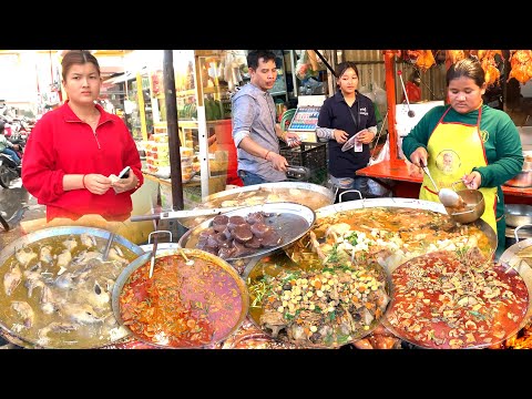 Amazing Place! Cambodian Street Food Tour - Walking Tour in Chhouk Meas & Chack Tomuk Night Market