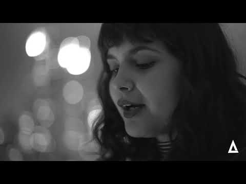 Mora Navarro (cover La Vie en Rose) | Sesiones Prisma