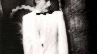 Lyle Lovett and his large band's Old Friend