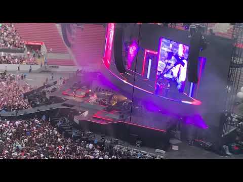 Muse live (Köln Rhein-Energie-Stadion 29.06.2019) short