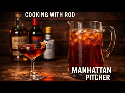 Manhattan Pitcher Cocktail (Classic Whiskey Batch Drink) #Manhattan #Cocktails đ„