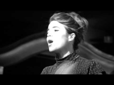 FRANÇOIZ BREUT @ 1988 Live Club Rennes (Kfuel Show) Full Live ! [Multi-Cam] 2015