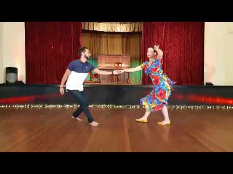 Swingin' & Shoulder Rolls - Int/Adv.