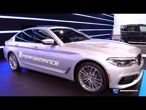2018 BMW 5 Series 530e xDrive iPerformance - Exterior Interior Walkaround - 2017 New York Auto Show