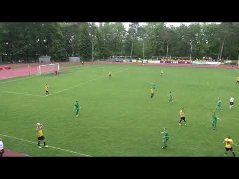 32 Kolejka 4 Ligi POGOŃ Zduńska Wola - WARTA Sieradz 1 połowa