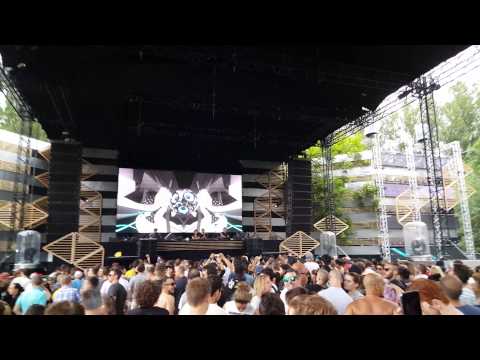Awakenings Festival 2015 · Day Two   Lukas vs  Fernanda Martins