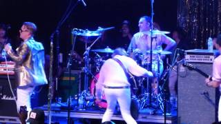 Me First and the Gimme Gimmes - Rocket Man (Elton John) - Santa Ana