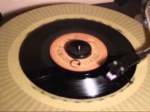 The Chosen Few - Everybody plays the fool