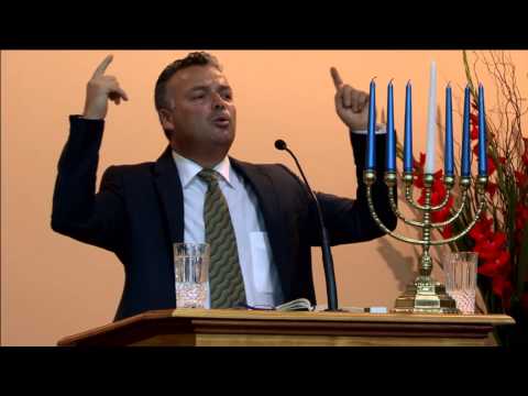 24 Decembrie 2013 Marți seara: Laudă și predică - Daniel Stanger