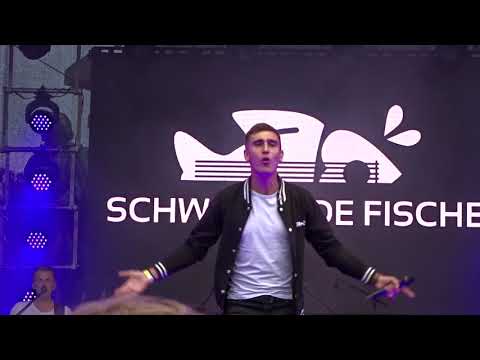 SCHWITZENDE FISCHE Live @Cologne Pride 2019 – Instrument