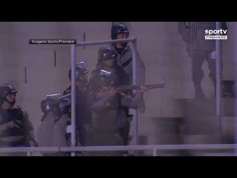 BEPE PMGO impedindo confronto entre torcidas organizadas esquadrão Vilanovense e força jovem Vasco