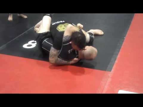 Jay Bell VS. Mariuz "Manolo" Linke