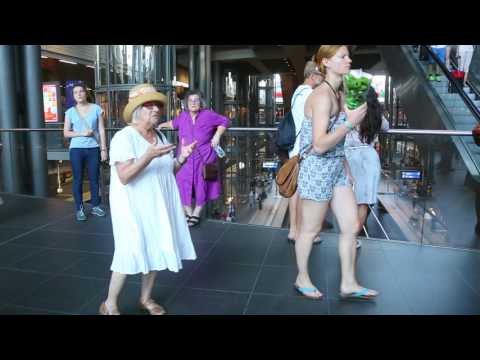 160828 Sing Along Berlin We Are Here