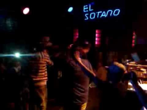 Apolo Coqee vs Terro Stuart