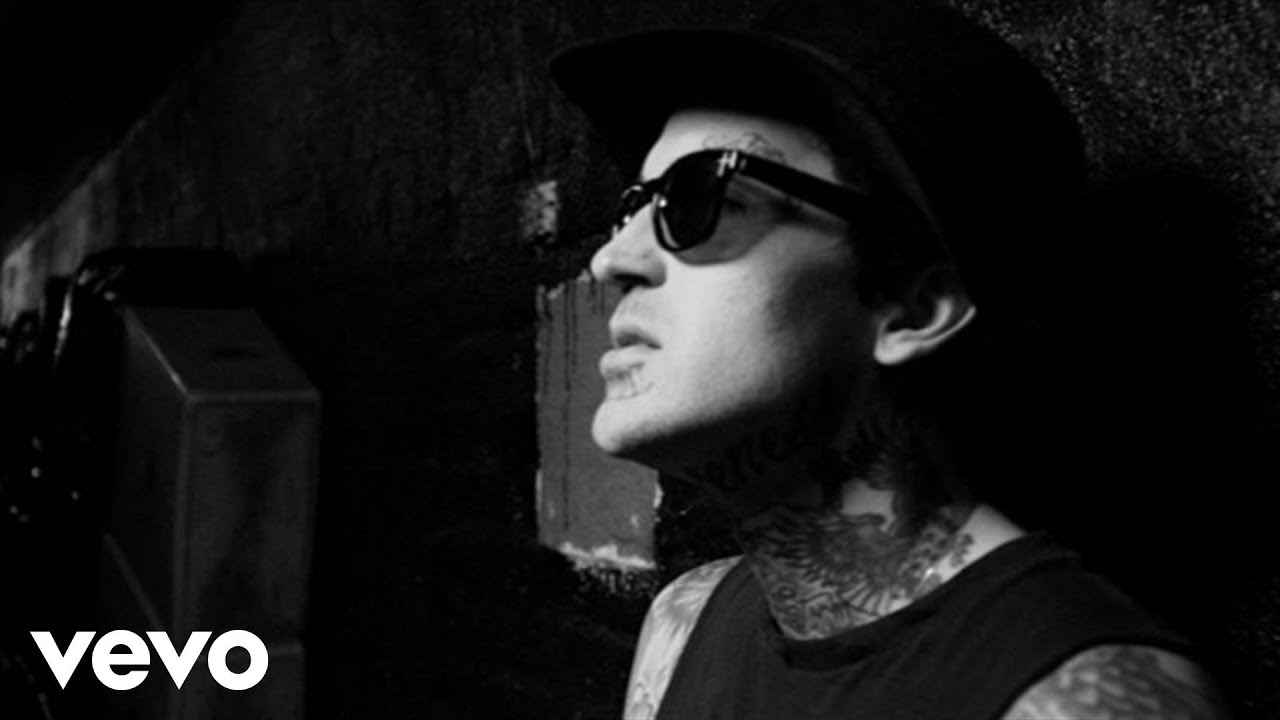 Yelawolf – “Johnny Cash”