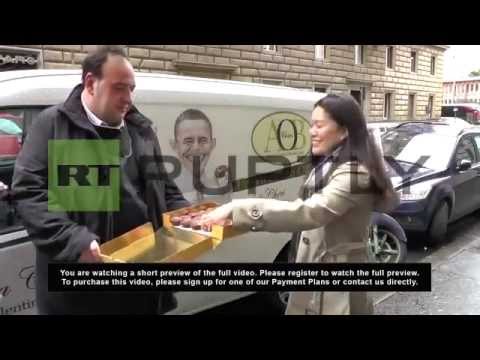 Italy: Baker switches from vanilla to chocolate for Obama