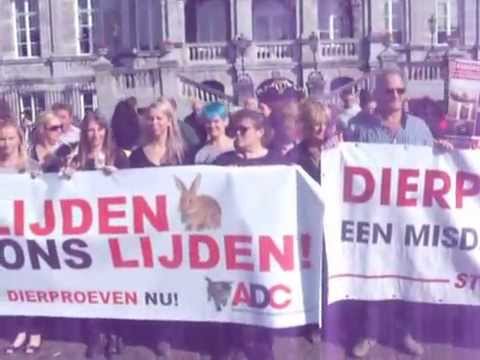 Maastricht,4.10.2014, Gegen Tierversuche!!!