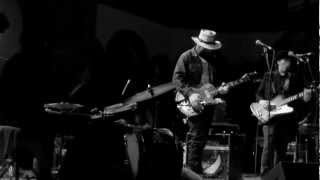 Black Dub - Ring The Alarm (Live from Berlin)