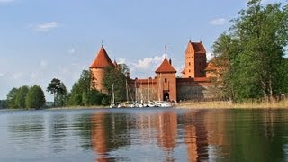 preview picture of video 'Castle of Trakai - Lithuania / Castillo de Trakai. Lituania - Lago Galvé - Tour turismo tourism'