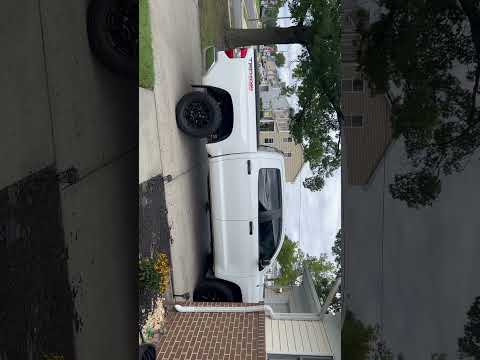 Toyota tundra 5.7 with Carven TR mufflers rev