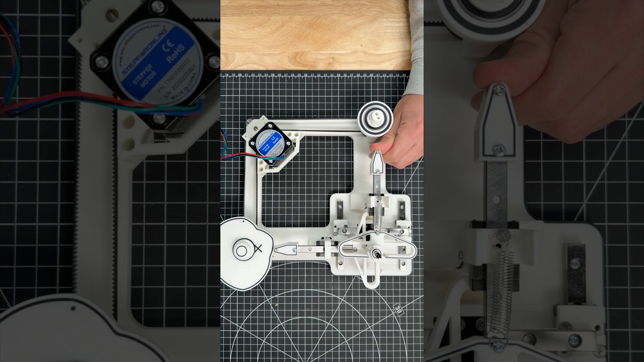 This Machine Can Draw Any Shape