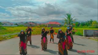 Download lagu Tari Kreasi Cakra Kelompok 2 XI IPK mp3