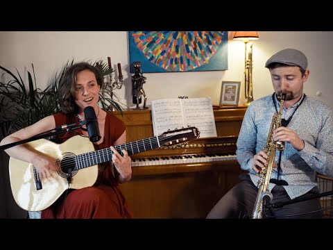 Grazie - Ménilmontant (Charles Trenet) - Living Room Session (Gypsie Swing Cover)