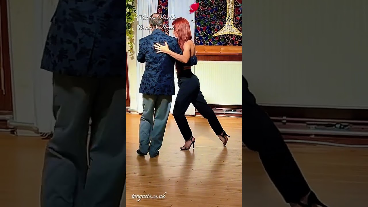 CALESITA in Argentine tango. Teaching and dancing with the amazing Victoria Olivella 🤩