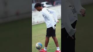 Download lagu Robson Jr is more technical than his Dad... #robinho #neymar #brasil mp3