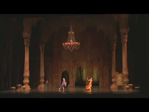 Gamzatti with Nikiya