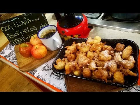 Buñuelos de manzana rallada con canela