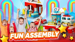 LEGO DUPLO - Car Park, and Wash Set, Fun Assembly for Toddlers