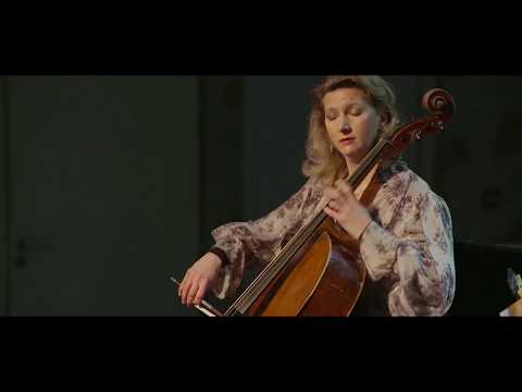 Sarah sings a lullaby to little Isaac (Exiles Live) | Ophélie Gaillard