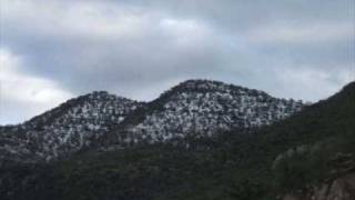 De Esta Sierra a la Otra Sierra Music Video