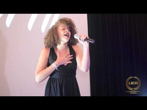 LOTTIE JADE Performs Garage CLASSICS At U.E Awards 2017!