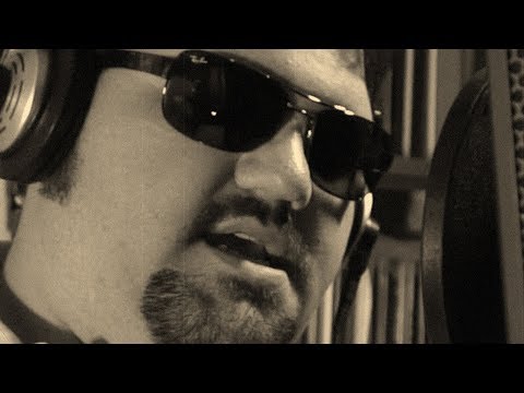 Davide Marchese - ELVIS - A Little Less Conversation (Cover)