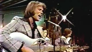 Glen Campbell Sings "Can You Fool"