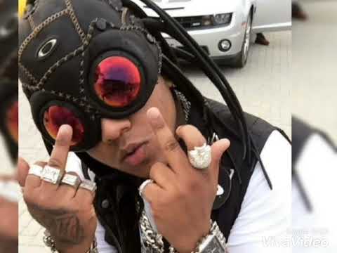 Mc Magal e Mc Kitinho - Trajadão De Oakley (Audio Oficial) DJ TH