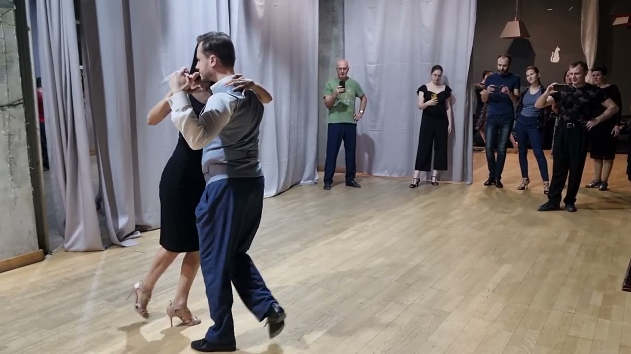 Video thumbnail for Tango: Giro in line - 3 | Mikhail Tchudin - Elvira Kashkarova