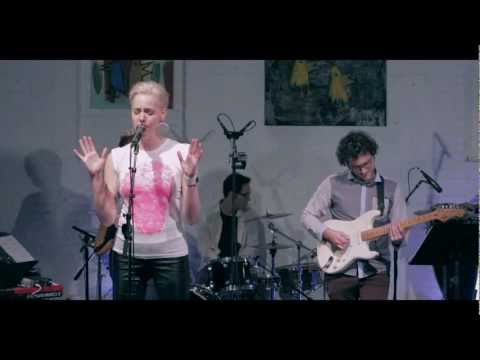 "Never Close Your Eyes" by Hildegunn Gjedrem, Live in Brooklyn 12/12/12