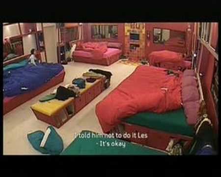 Big Brother  8 UK-  Seany pulls Bed sheets off Lesley