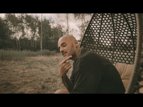 Majself - ZRKADLÁ (prod. Fillipian) |Official Video|
