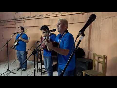 Los hermanos Benítez desde Solari corrientes enganchados de chamamé .