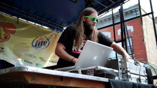 DJ Thibault at Wicker Park Fest