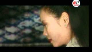 Download lagu Patah Hati - Dewi Yull mp3