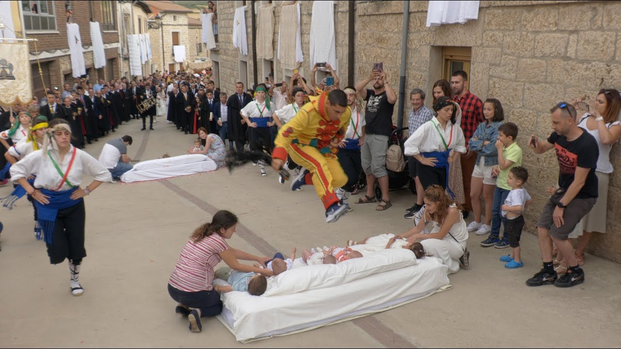 Dangerous 'Baby Jumping' Festival returns to Spain after two year break