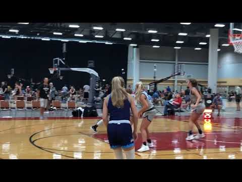 Aaliyah Smith ‘22 - WI Flight Elite 17U