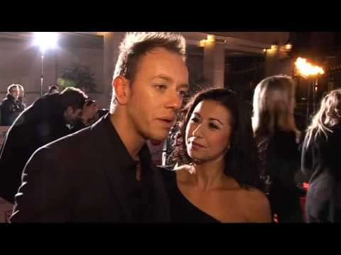 Hayley Tamaddon goes Bollywood on Dancing on Ice