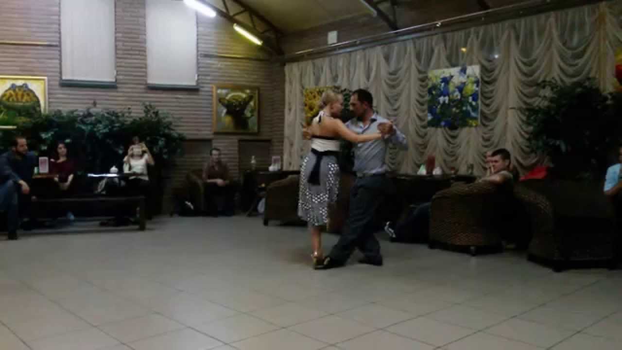 Hernan Ohaco and Kaisa Saarinen milonga impro in Kiev - bis